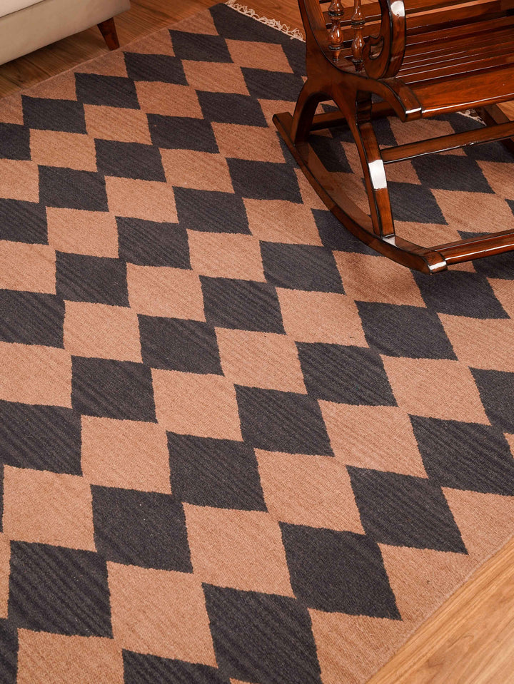Diamond Grid Hand Woven Kilim Wool Flatweave Rug