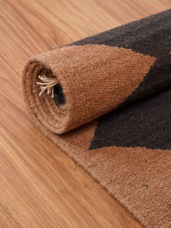 Diamond Grid Hand Woven Kilim Wool Flatweave Rug