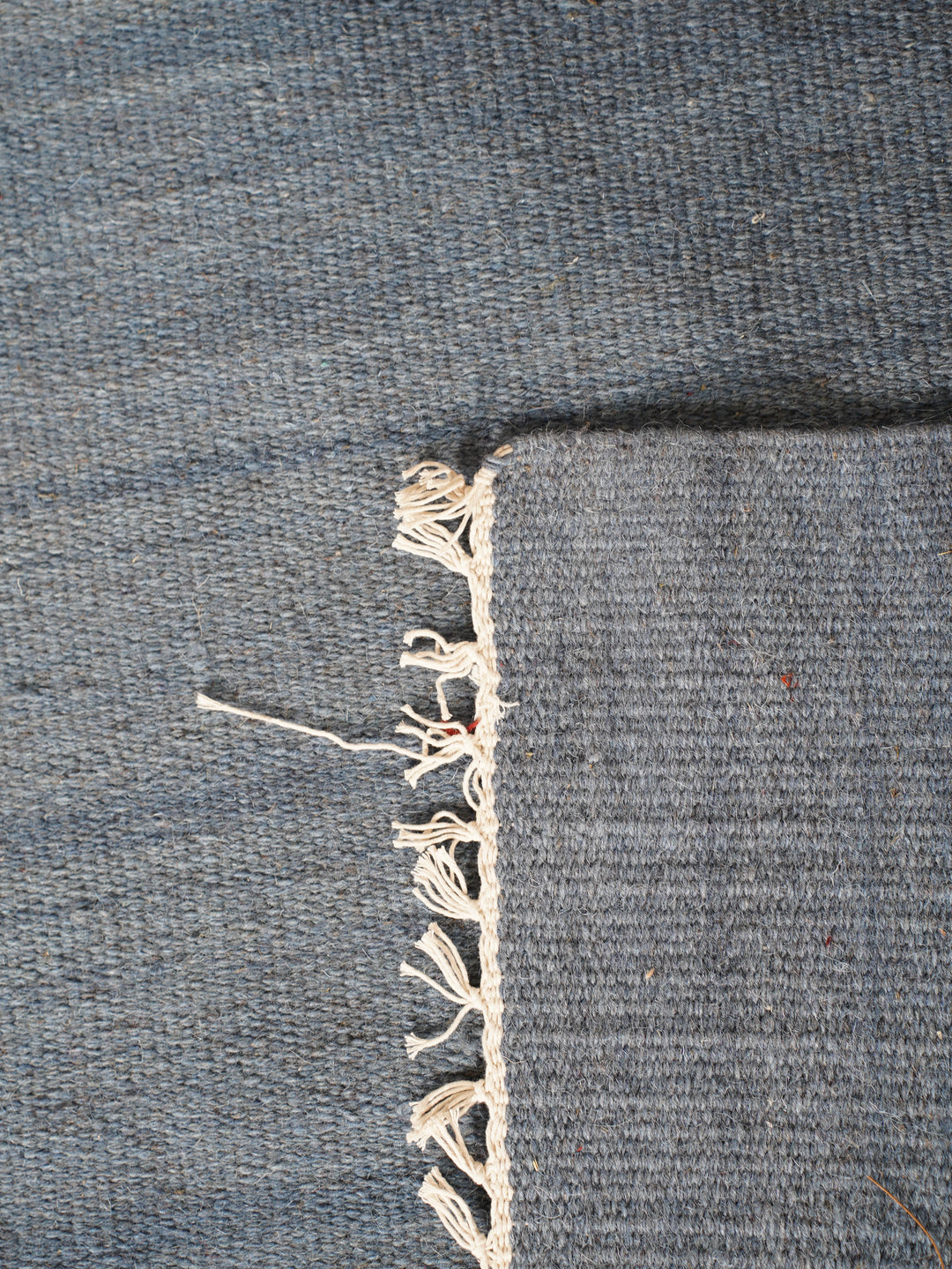 Hand Woven Wool Solid Rug – Clean Minimal Design
