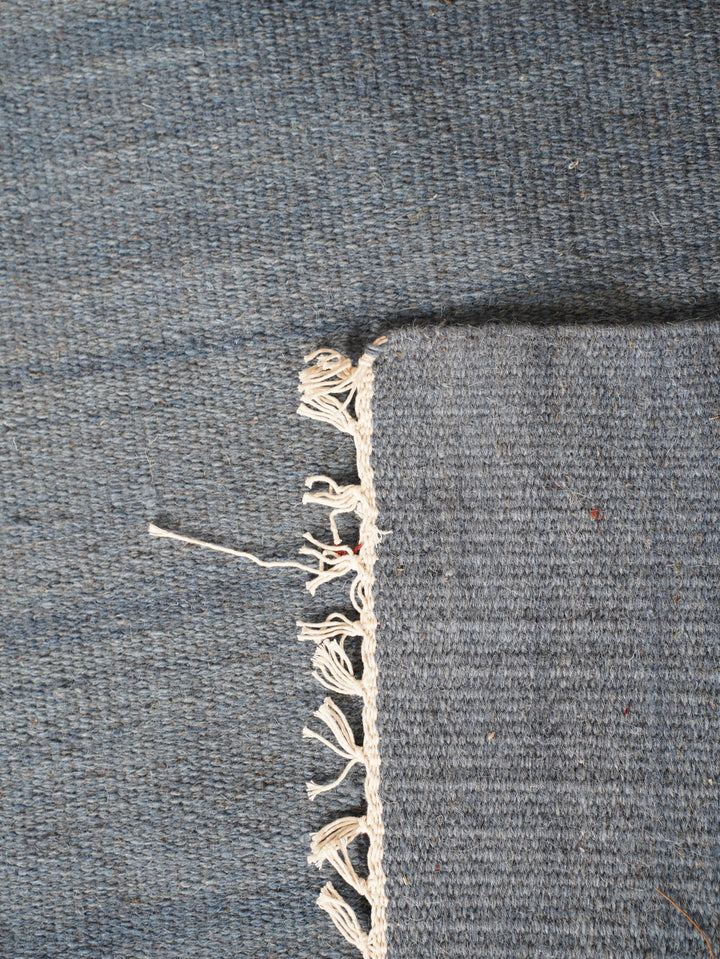 Hand Woven Wool Solid Rug – Clean Minimal Design