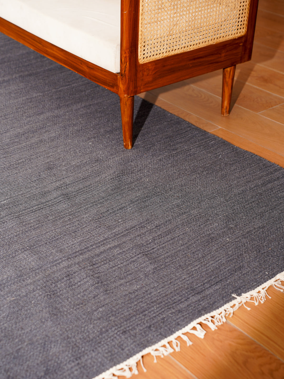Hand Woven Wool Solid Rug – Clean Minimal Design