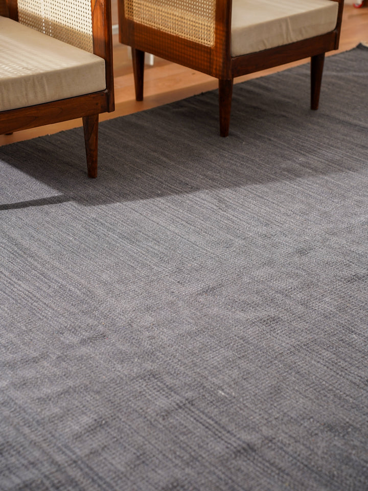 Hand Woven Wool Solid Rug – Clean Minimal Design