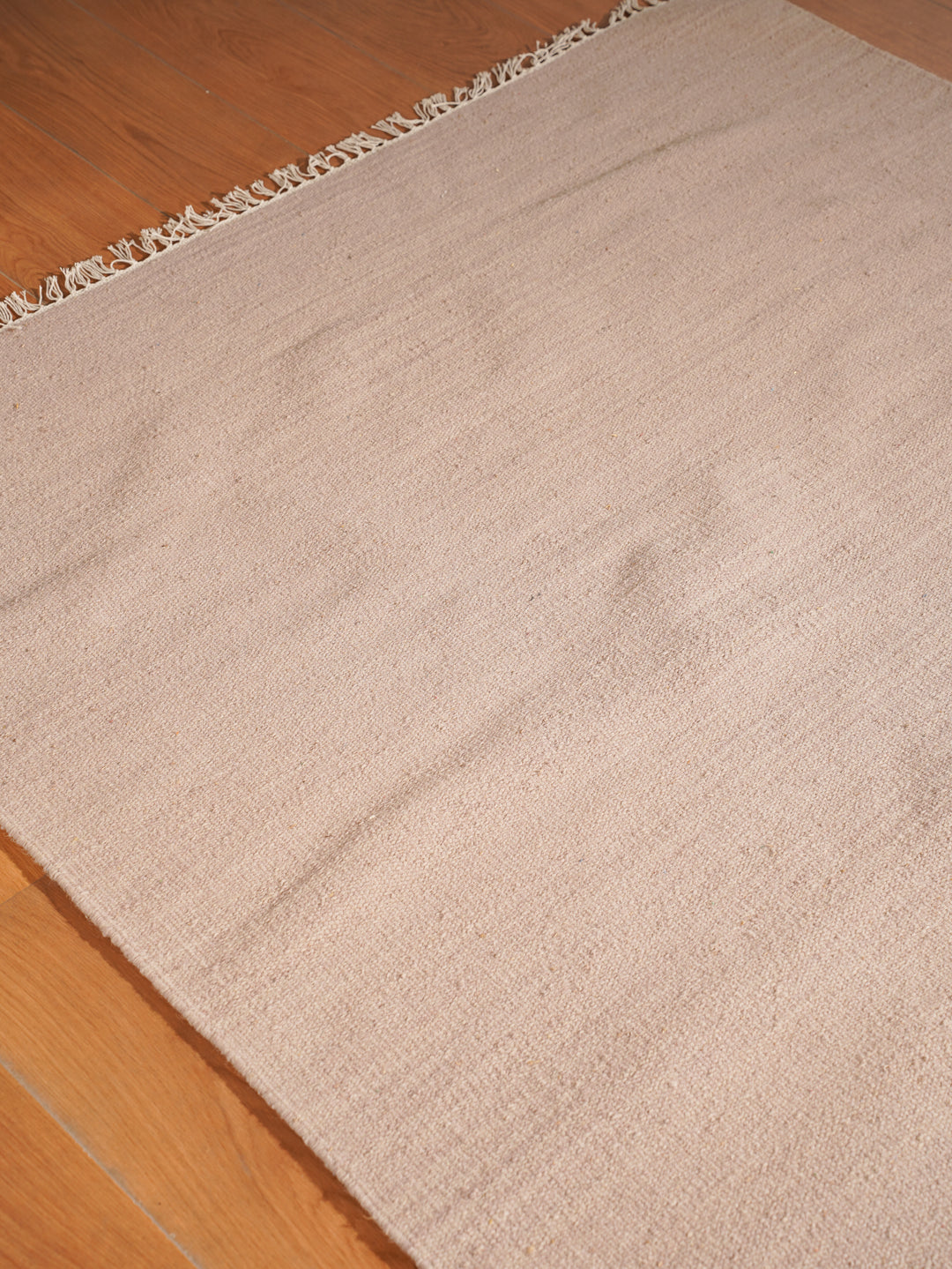 Hand Woven Wool Solid Rug – Clean Minimal Design