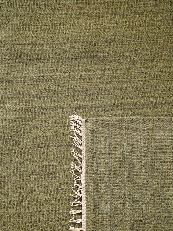 Hand Woven Wool Solid Rug – Clean Minimal Design