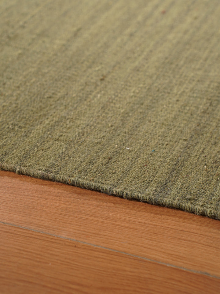 Hand Woven Wool Solid Rug – Clean Minimal Design