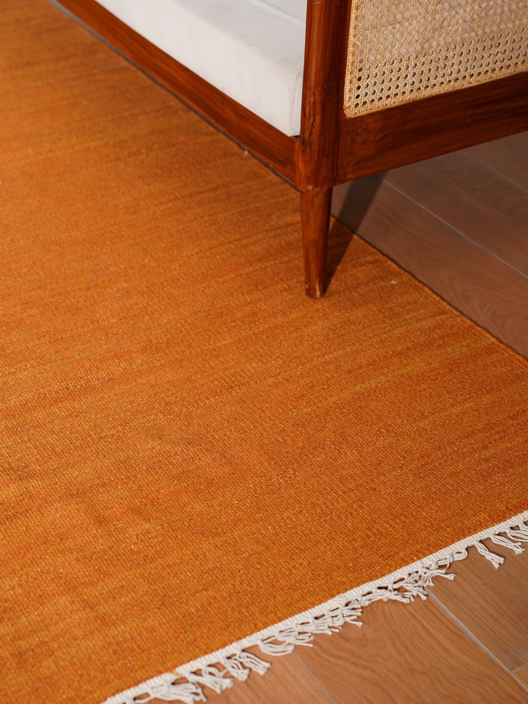 Hand Woven Wool Solid Rug – Clean Minimal Design