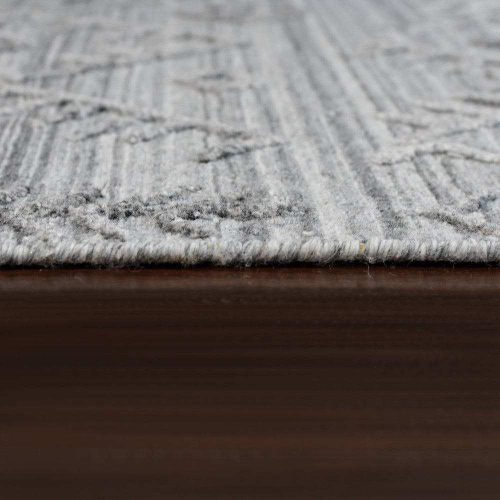 Hand Woven Overtufted Kilim Polypropylene Area Rug Geometric Silver DP0006