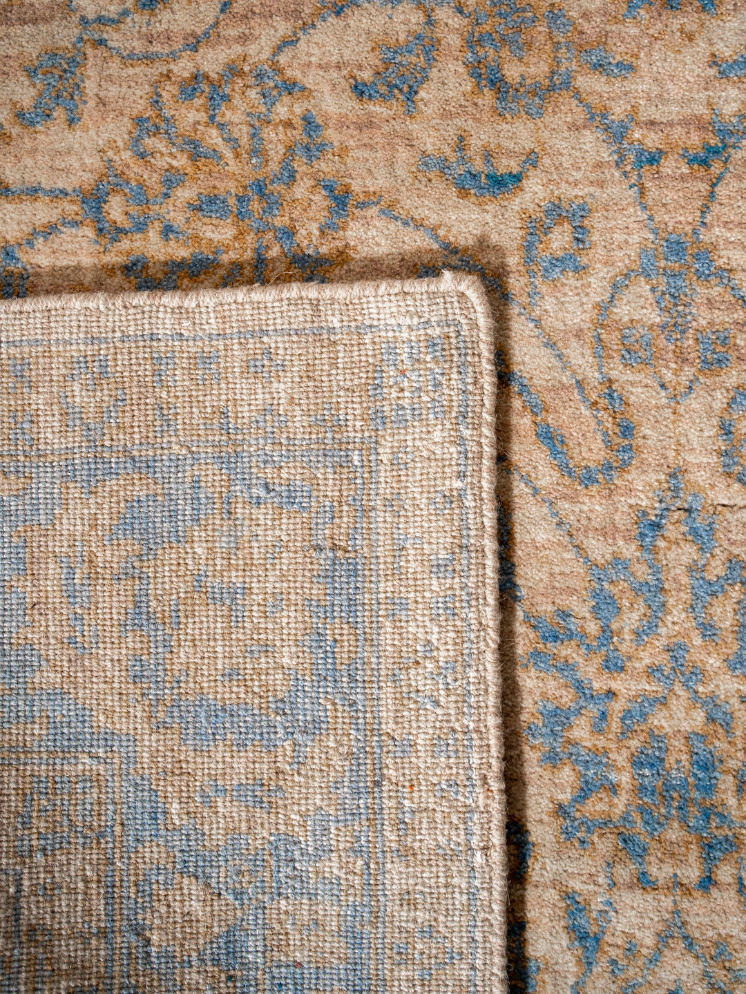 Beige Blue Classic Oriental Hand-Knotted Wool Rug