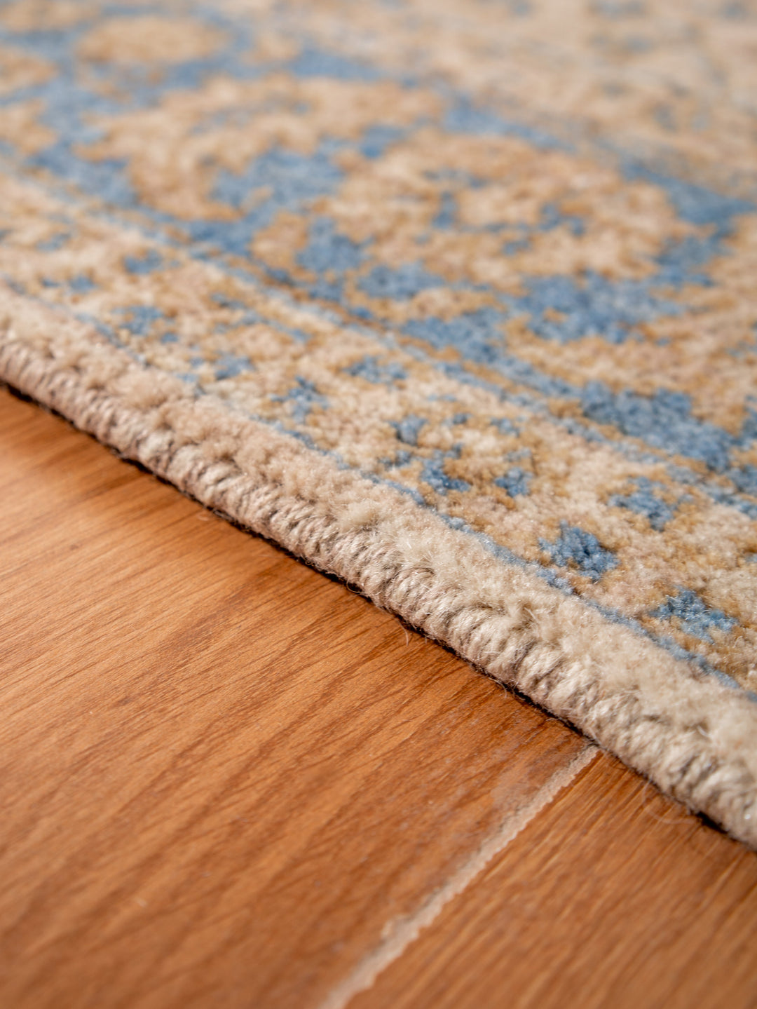 Beige Blue Classic Oriental Hand-Knotted Wool Rug