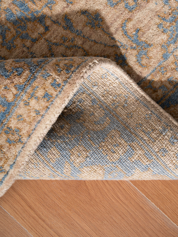 Beige Blue Classic Oriental Hand-Knotted Wool Rug