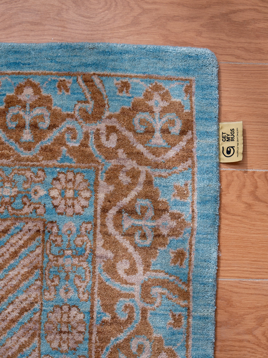 Light Blue Traditional Oriental Hand-Knotted Wool Rug