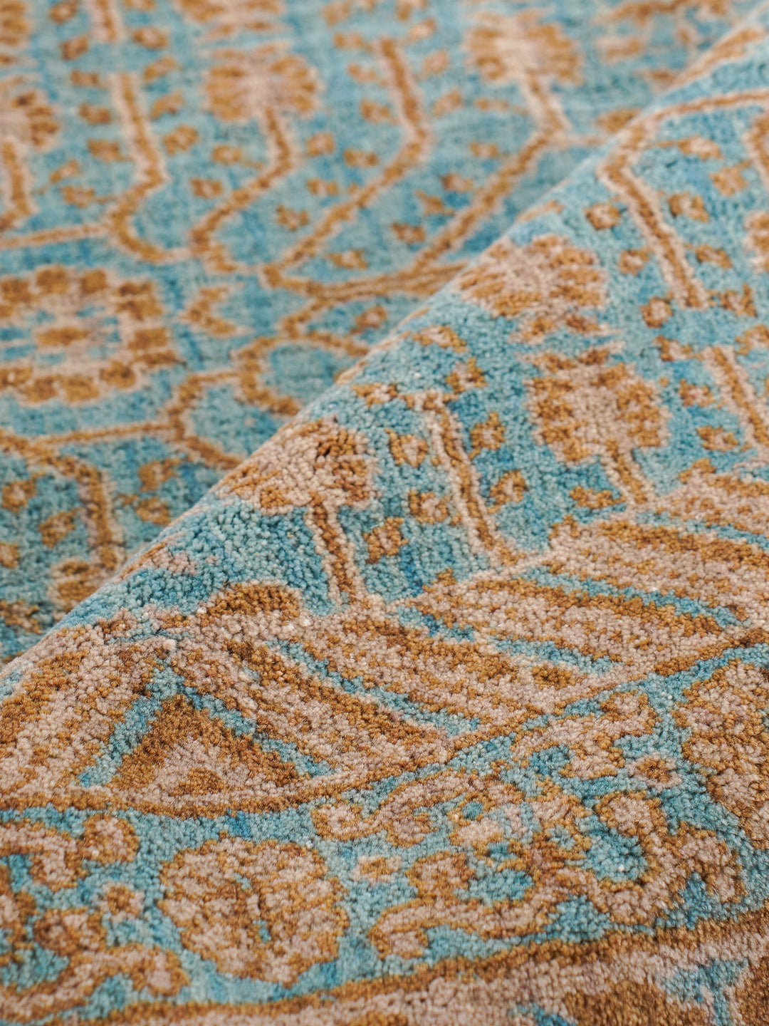 Light Blue Traditional Oriental Hand-Knotted Wool Rug