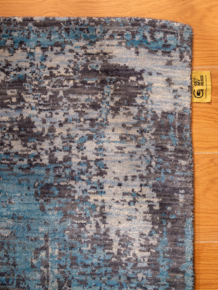 Multicolor Oriental Hand-Knotted Wool Rug
