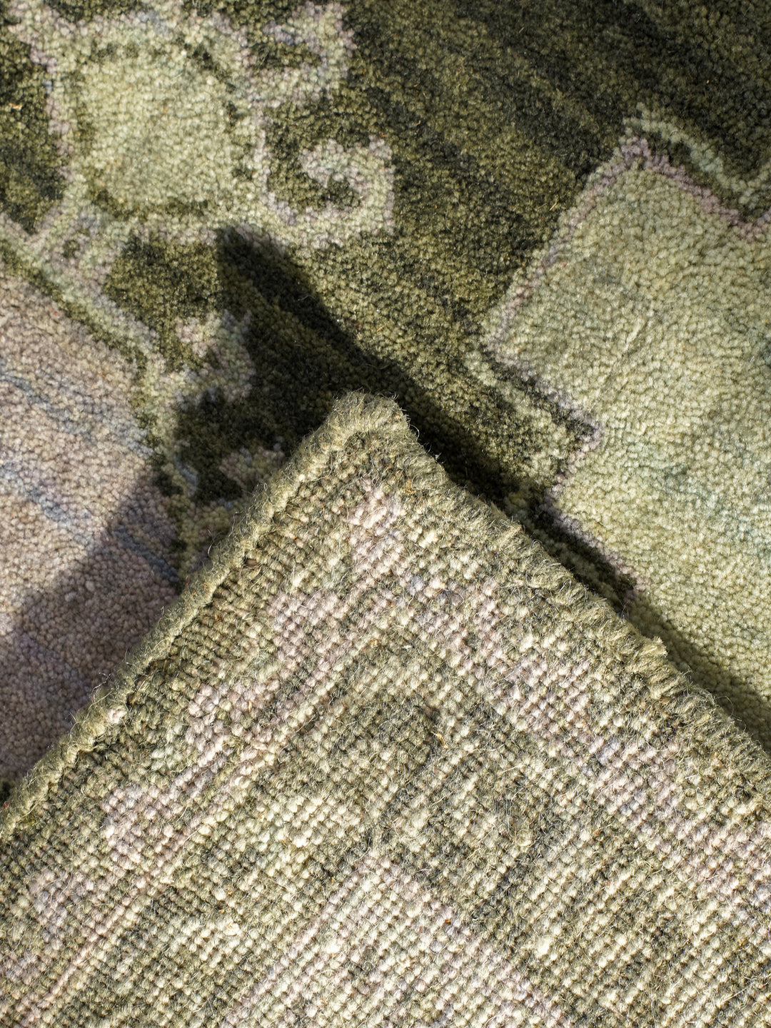 Light Green Oriental Hand-Knotted Wool Rug
