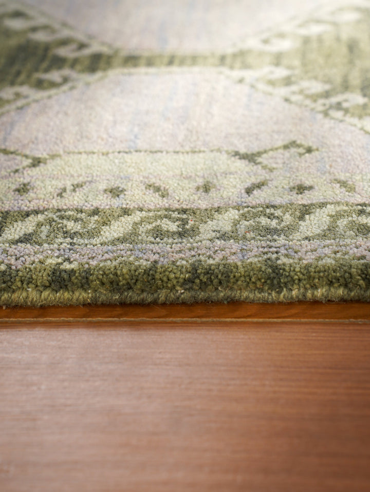 Light Green Oriental Hand-Knotted Wool Rug