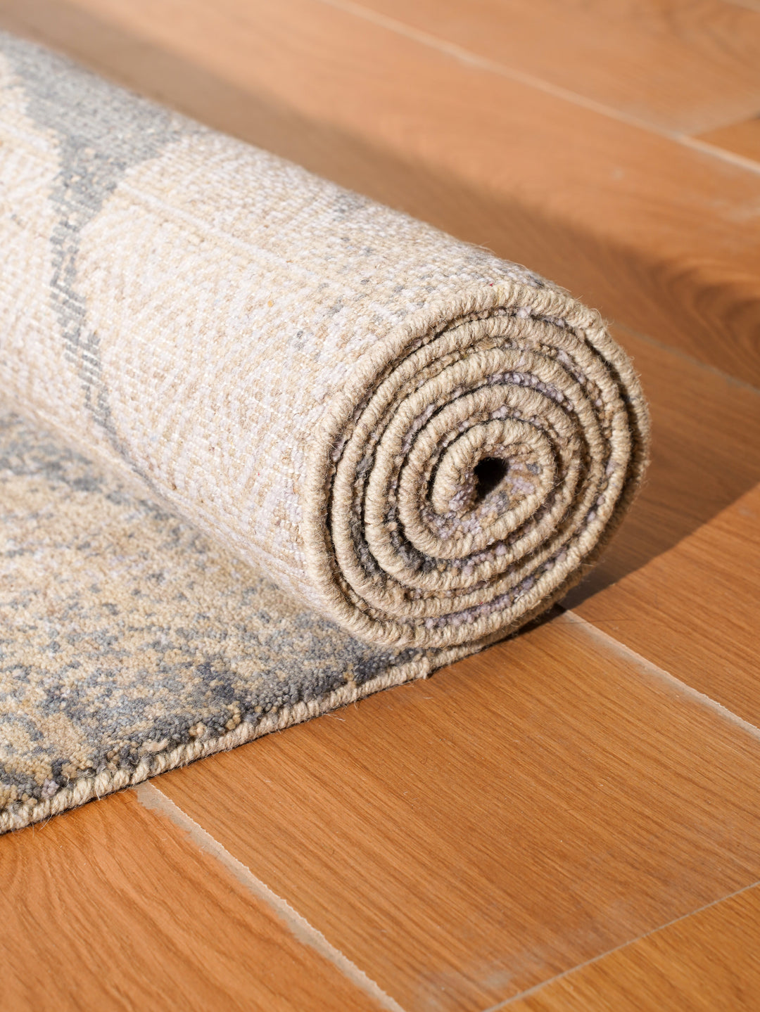 Grey Abstract Hand-Knotted Wool Rug