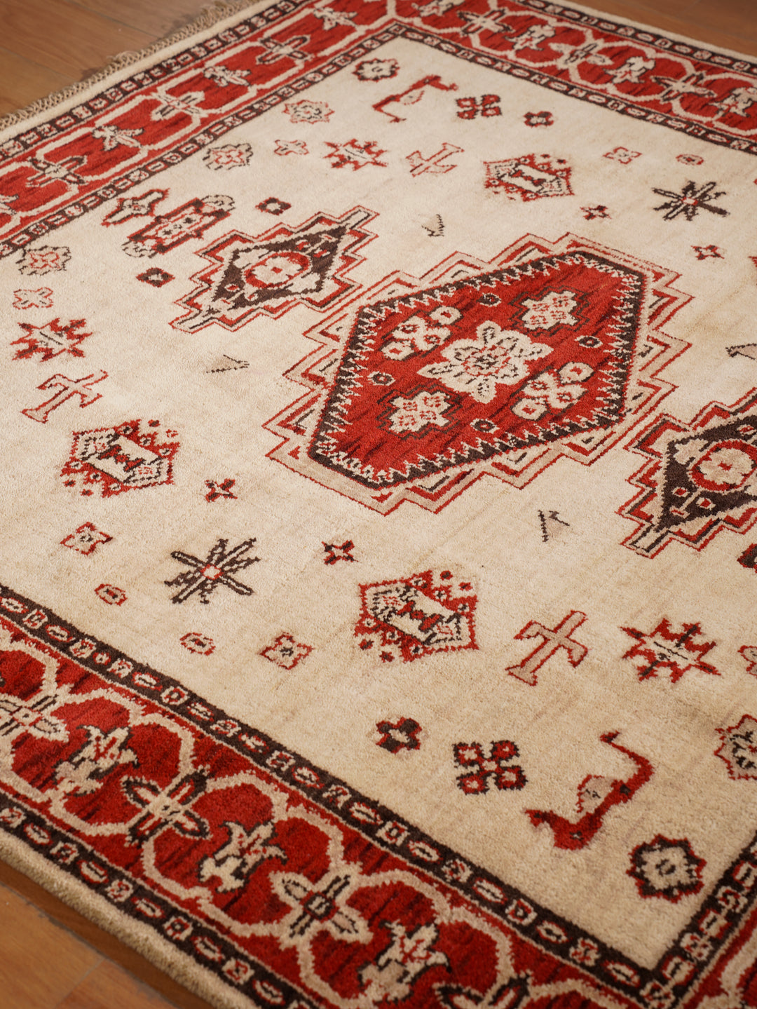 Gold & Red Traditional Medallion Area Rug with Ornate Border