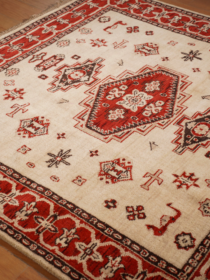 Gold & Red Traditional Medallion Area Rug with Ornate Border