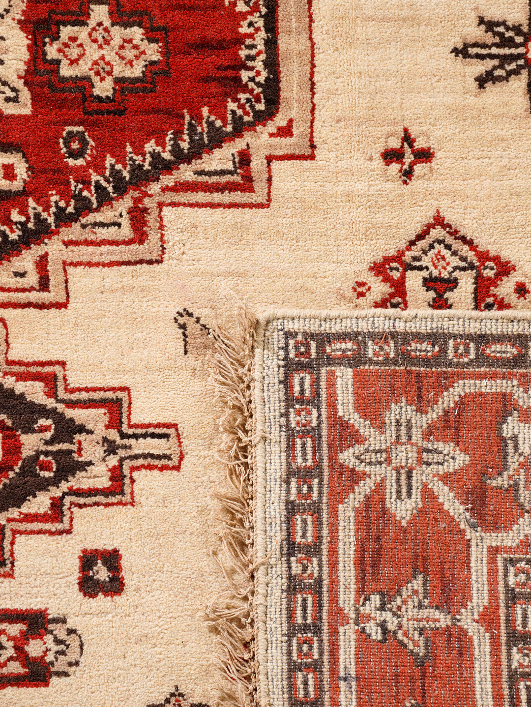 Gold & Red Traditional Medallion Area Rug with Ornate Border