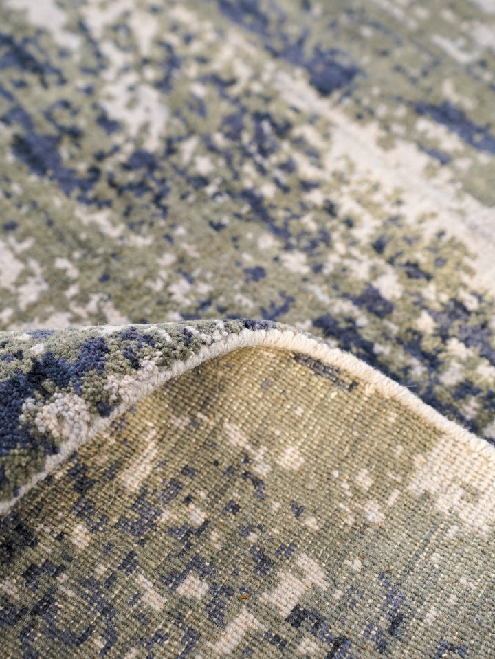 Multicolor Abstract Textured Area Rug with Modern Distressed Pattern