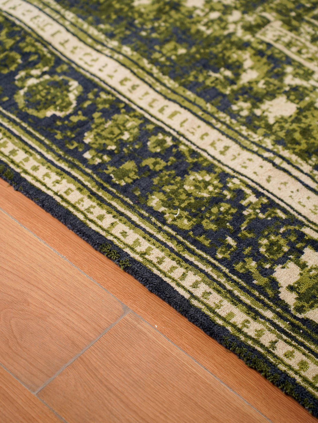 Hand Knotted Oriental Wool Light Green Area Rug