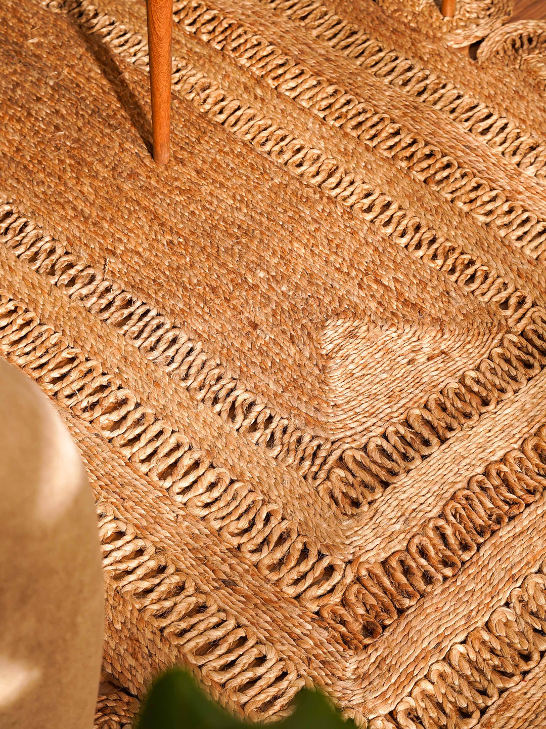 RustiqueAura Hand Woven Jute Oriental Rug