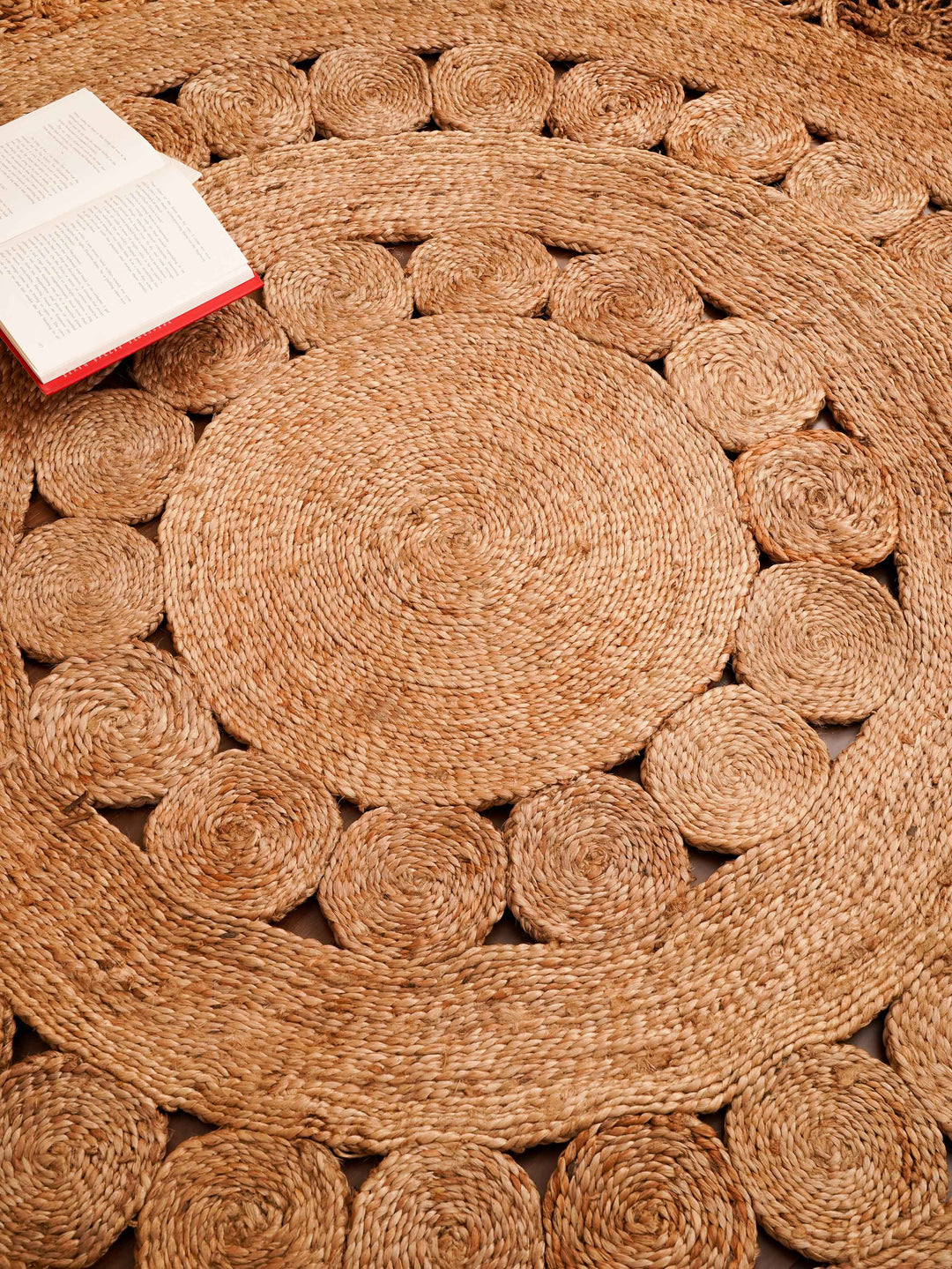 MandalaWeave Hand Woven Jute Oriental Round Rug