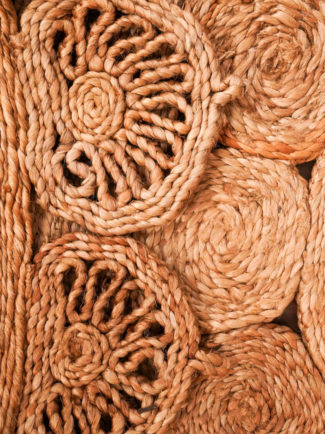 MandalaWeave Hand Woven Jute Oriental Round Rug