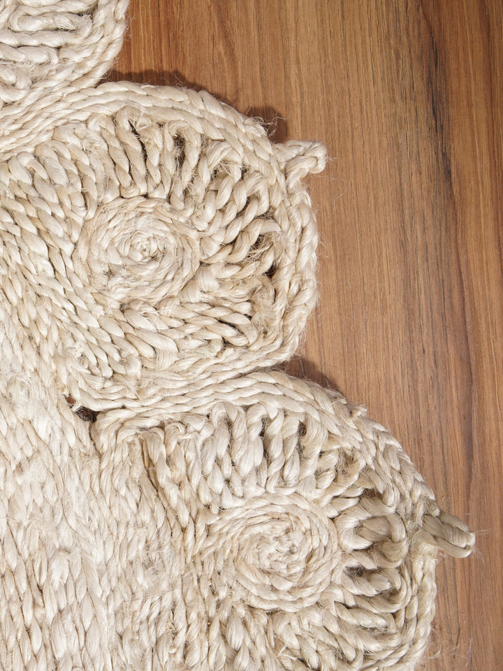 MandalaWeave Hand Woven Jute Oriental Round Rug