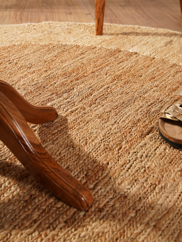 Light Brown & White Contemporary Hand-Knotted Sumak Jute Rug
