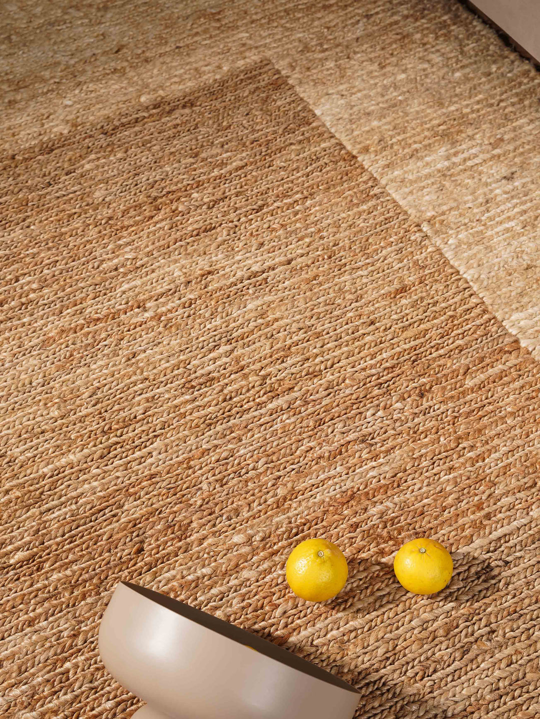 Light Brown & White Contemporary Hand-Knotted Sumak Jute Rug