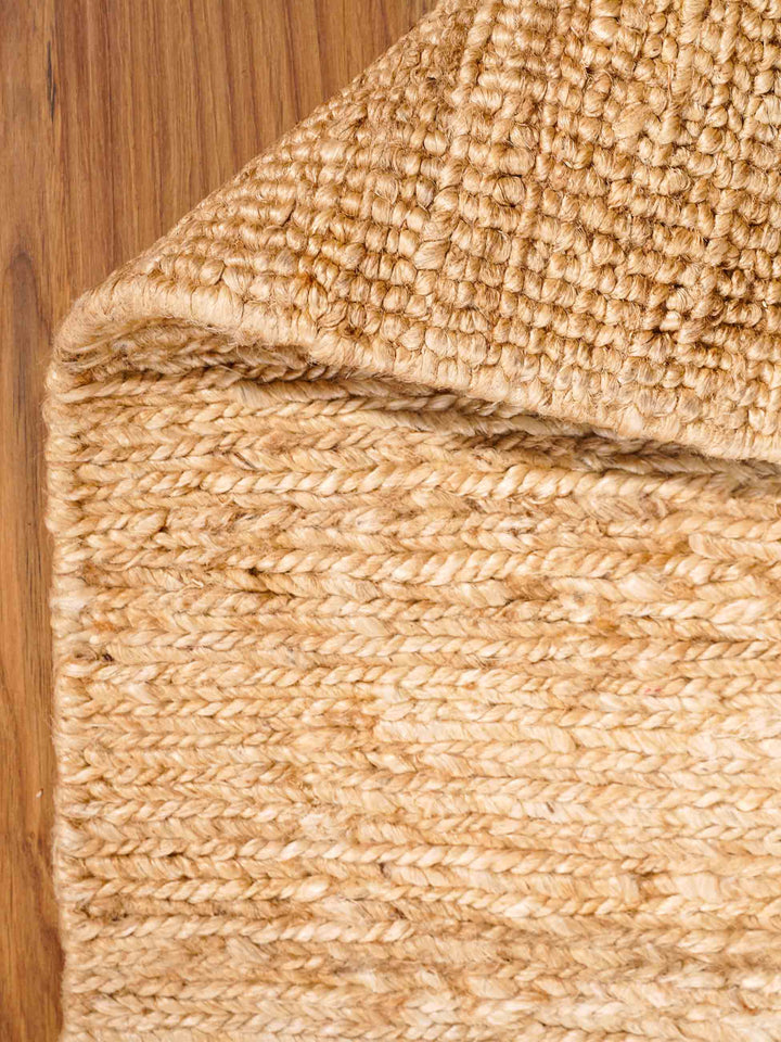 Light Brown & White Contemporary Hand-Knotted Sumak Jute Rug