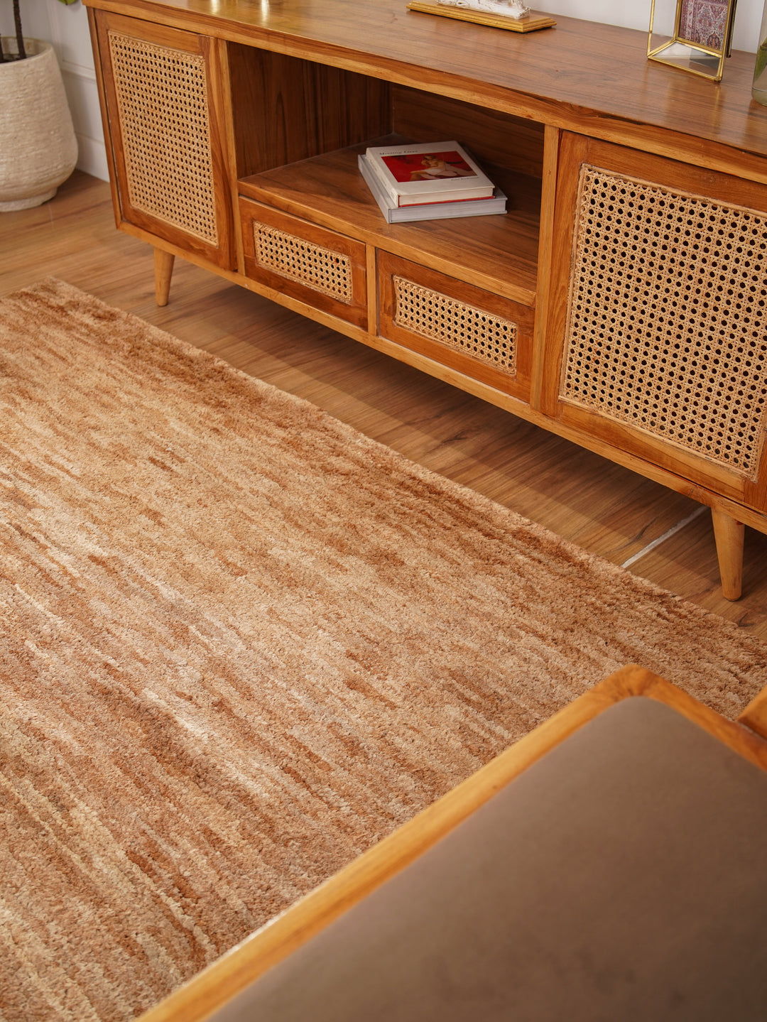 Hand Knotted Jute Multicolor Contemporary Rug