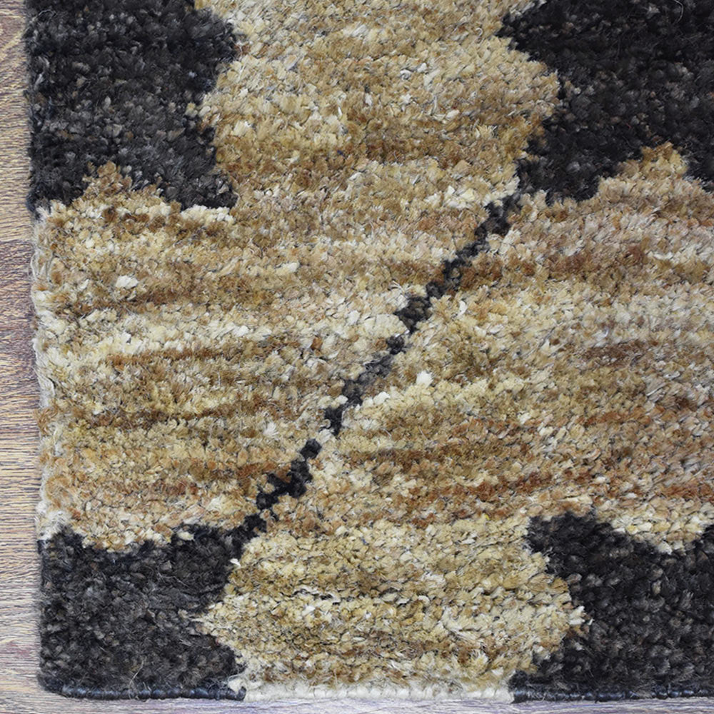 Beige & Green Textured Jute Rug with Contemporary Diamond Pattern