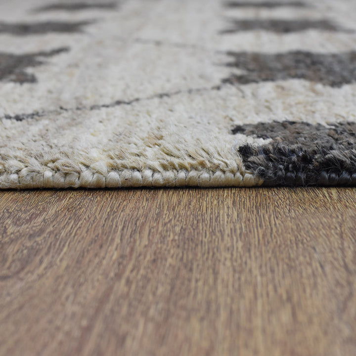 Beige & Green Textured Jute Rug with Contemporary Diamond Pattern