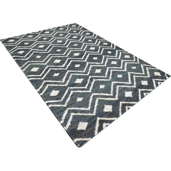 Green & Beige Geometric Jute Sumak Rug for Contemporary Interiors
