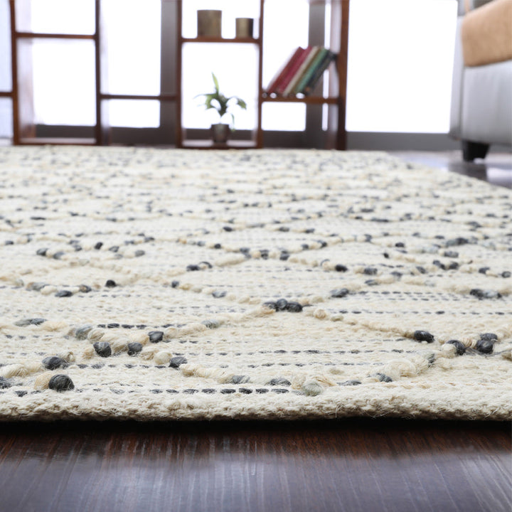 Beige Patterned Jute Area Rug for Modern & Elegant Interiors
