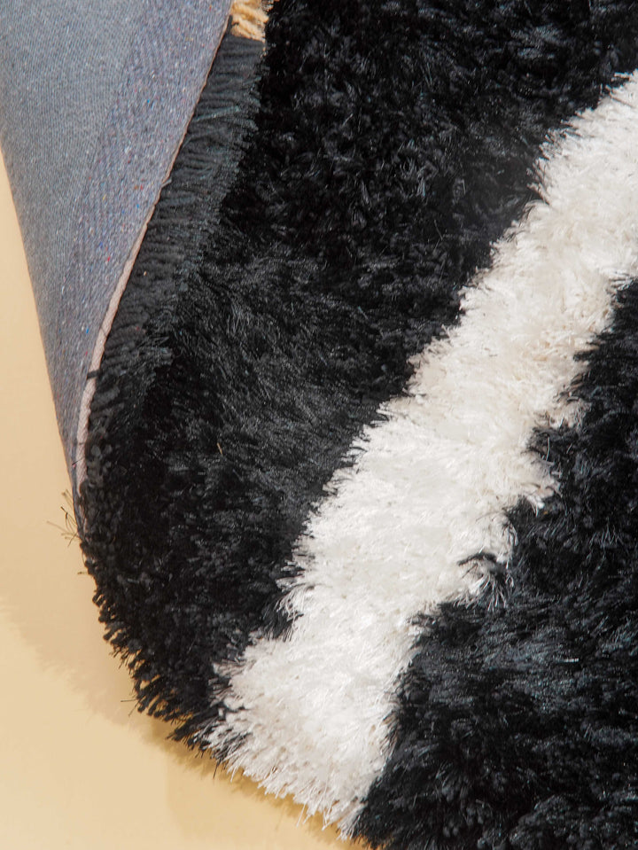 NoirOrbit Hand Tufted Shag Polyester Geometric Rug