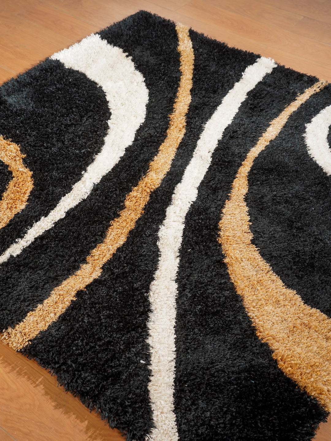 NoirOrbit Hand Tufted Shag Polyester Geometric Rug