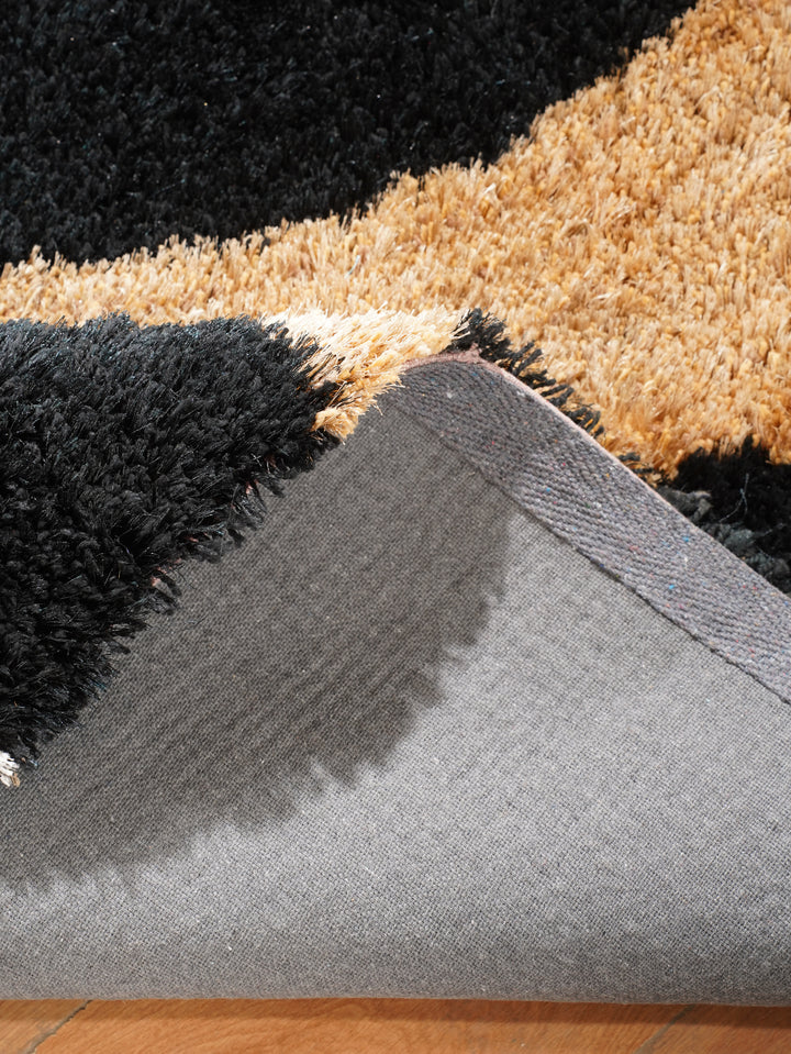 NoirOrbit Hand Tufted Shag Polyester Geometric Rug