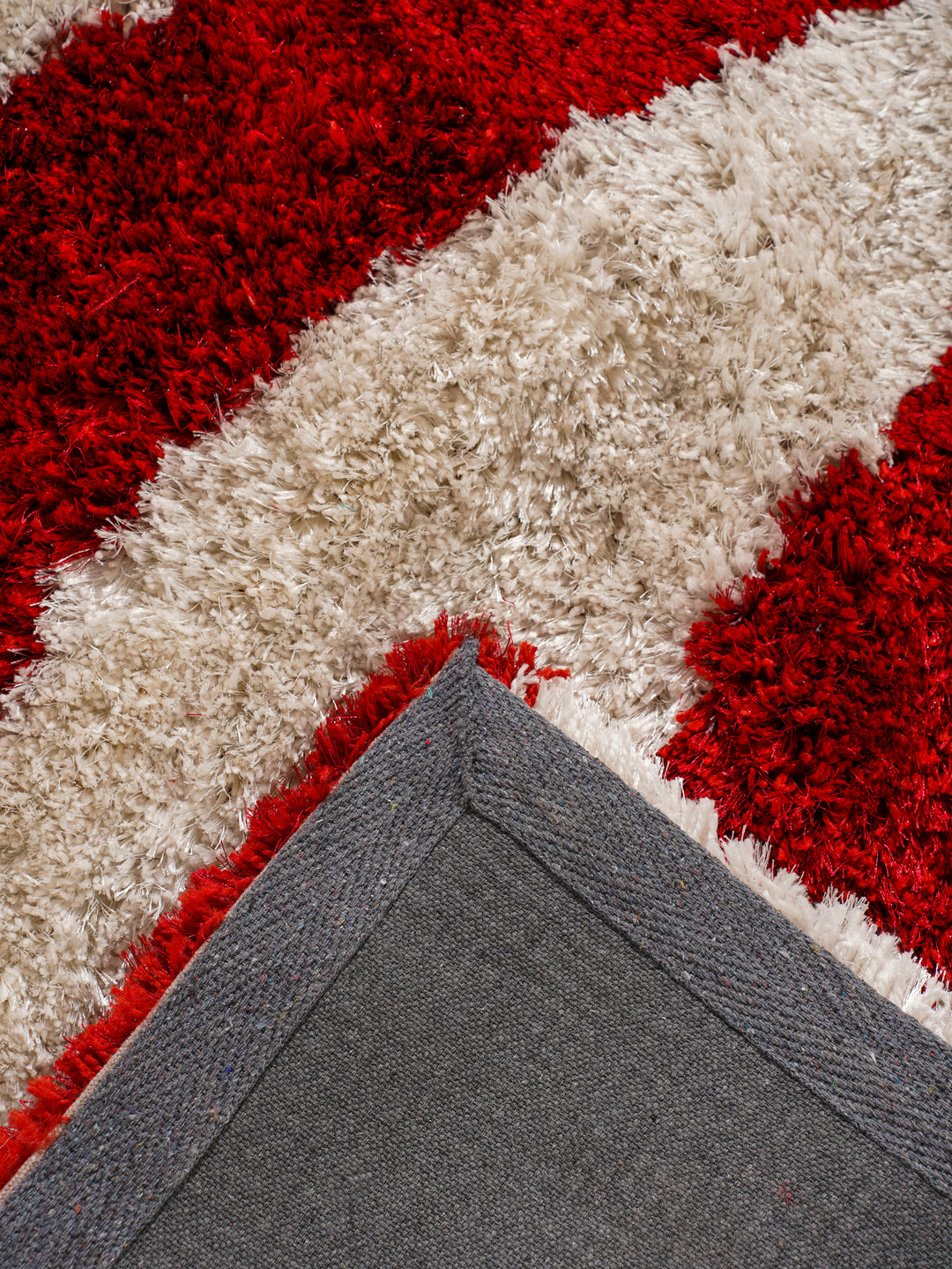 CrimsonFlow Hand Tufted Shag Polyester Contemporary Rug