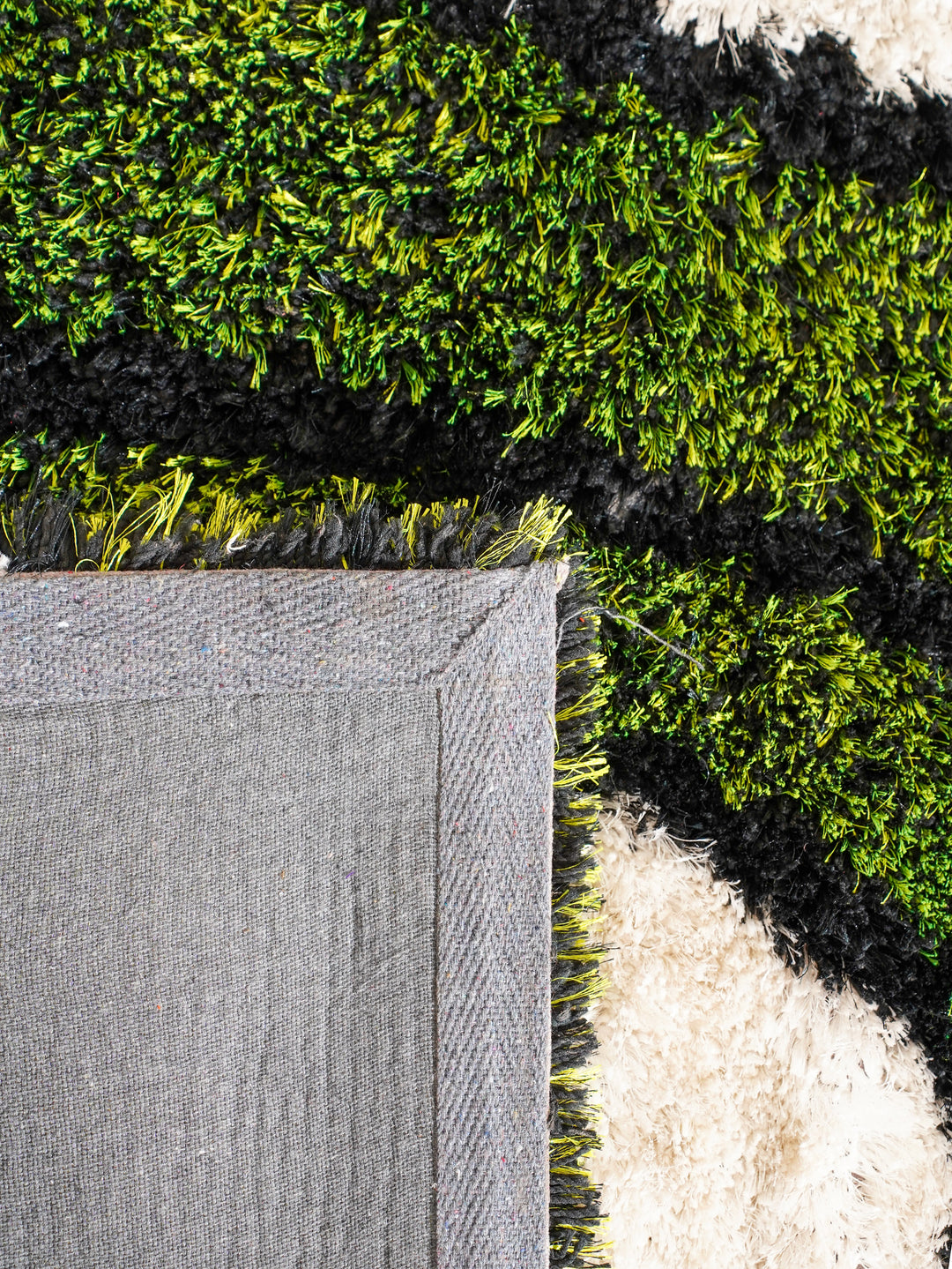 VerdantFlow Hand Tufted Shag Polyester Contemporary Rug