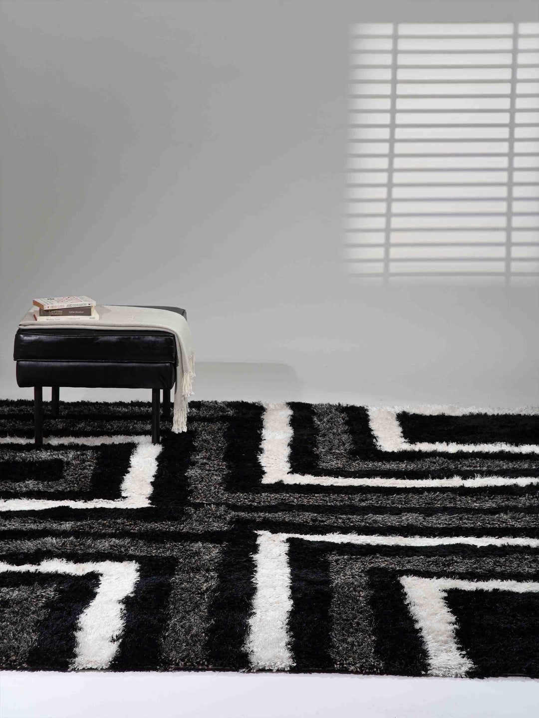 Gridora Maze Hand Tufted Shag Polyester Geometric Rug