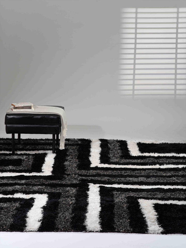Gridora Maze Hand Tufted Shag Polyester Geometric Rug