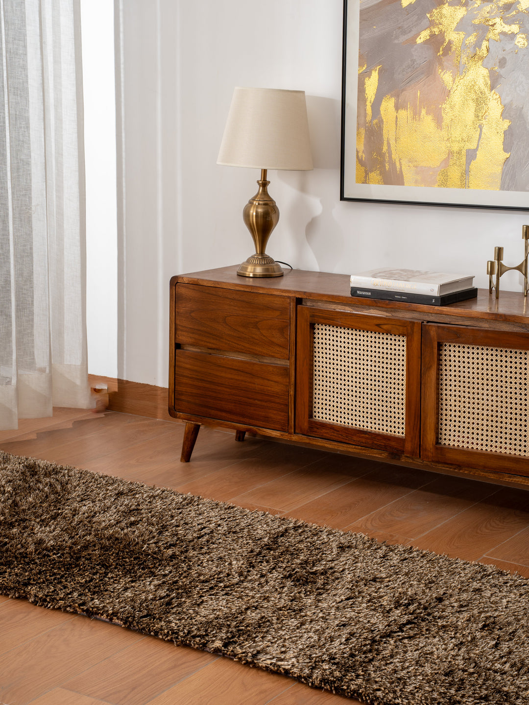 Luxe Hand Tufted Shag Polyester Solid Rug