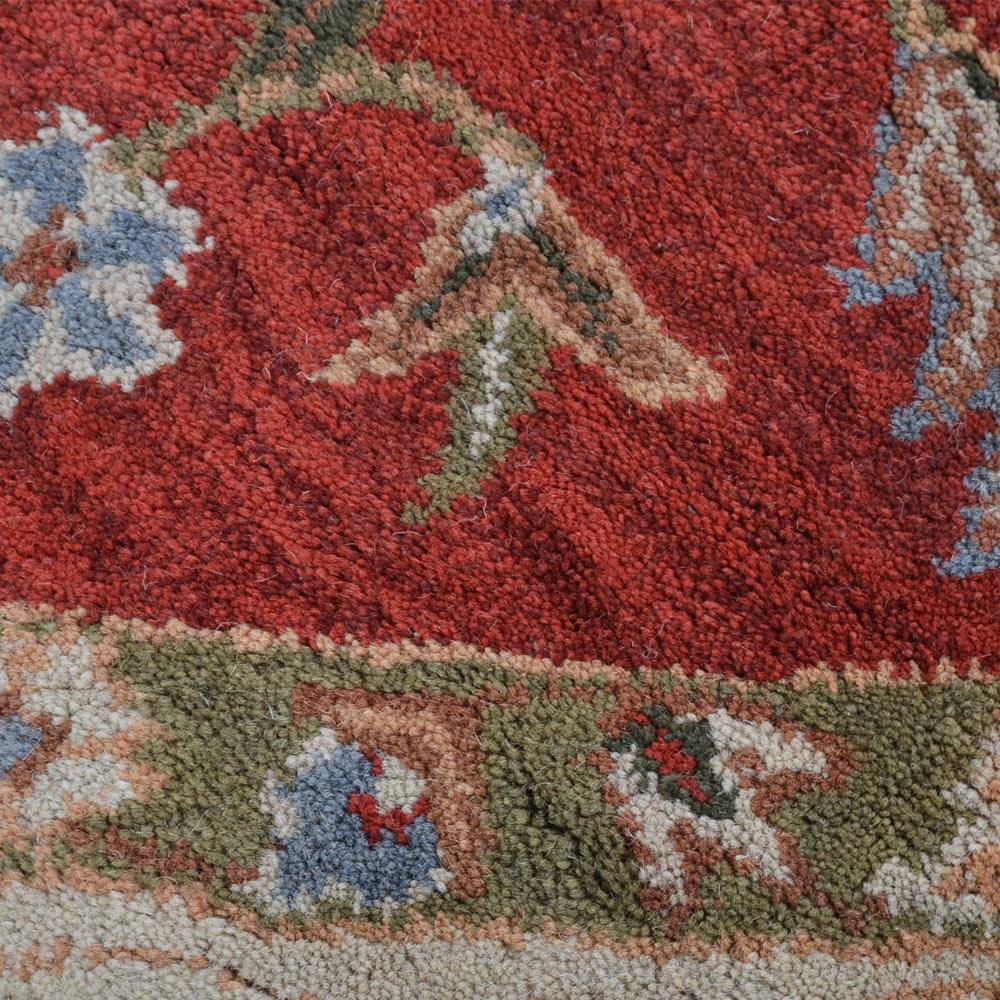 Heritage Hand Tufted Wool Oriental Floral Rug