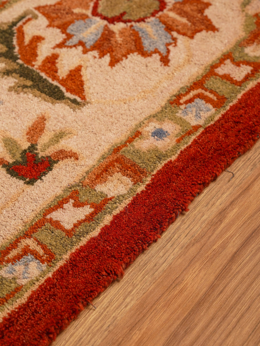 Heritage Hand Tufted Wool Oriental Floral Rug