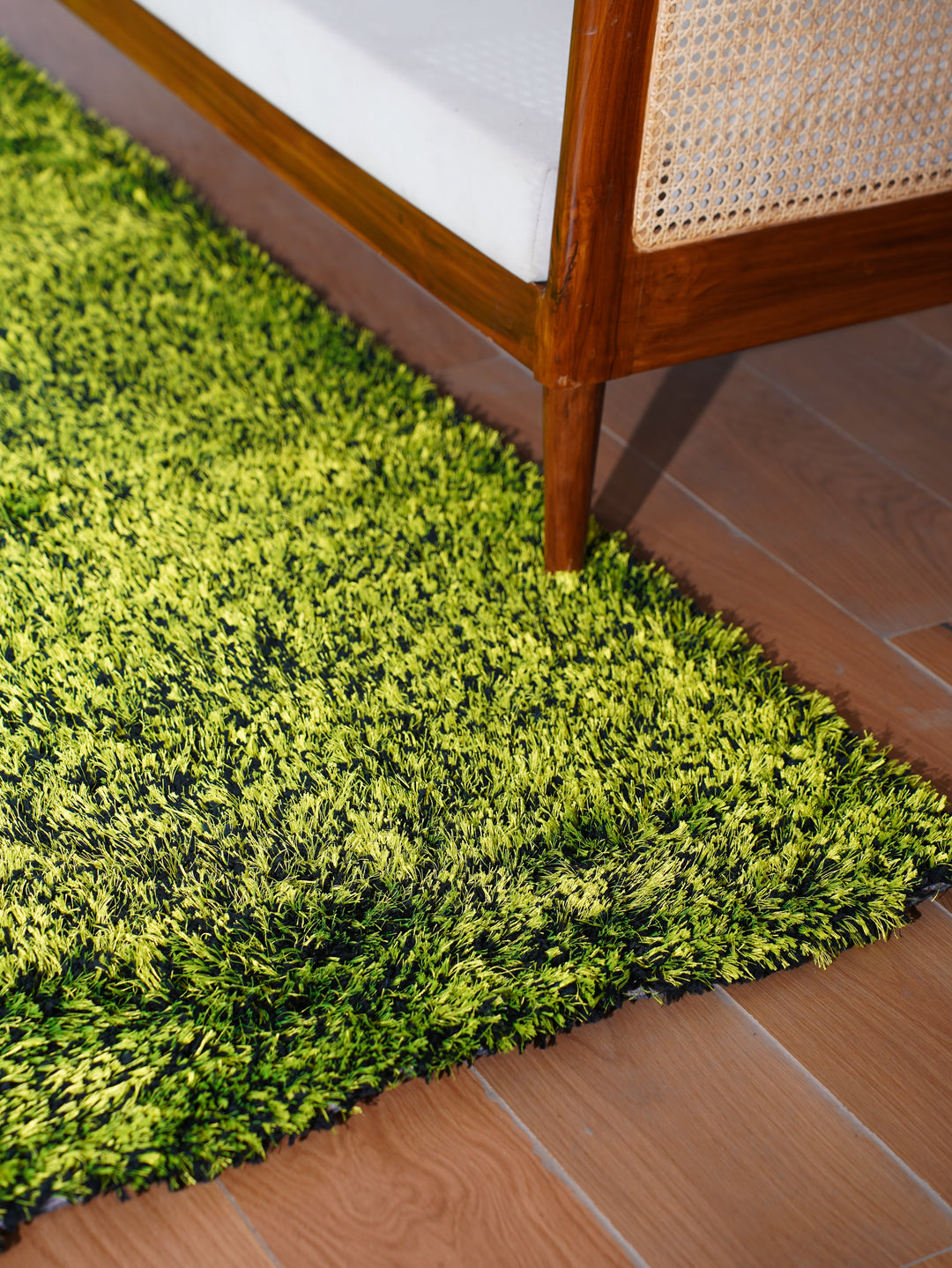 Hand Tufted Shag Green Polyester Solid Rug