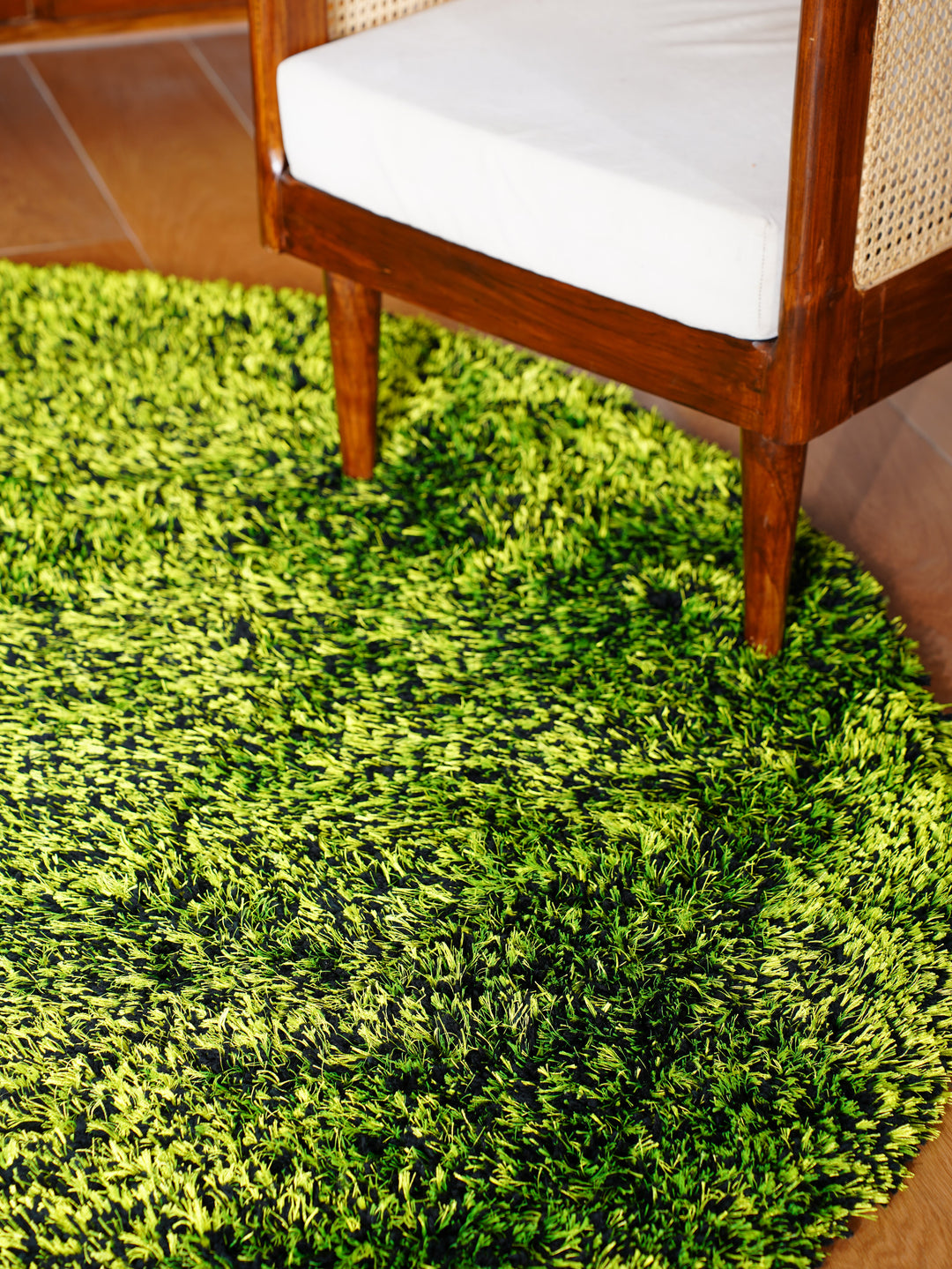 Hand Tufted Shag Green Polyester Solid Rug