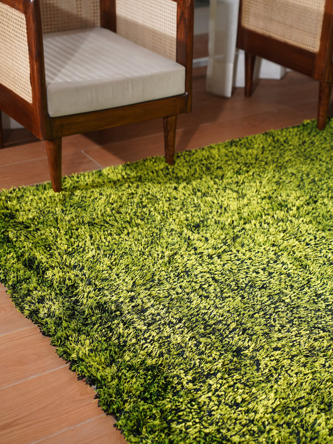 Hand Tufted Shag Green Polyester Solid Rug